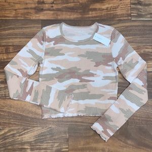 American Eagle Camo Crop Top